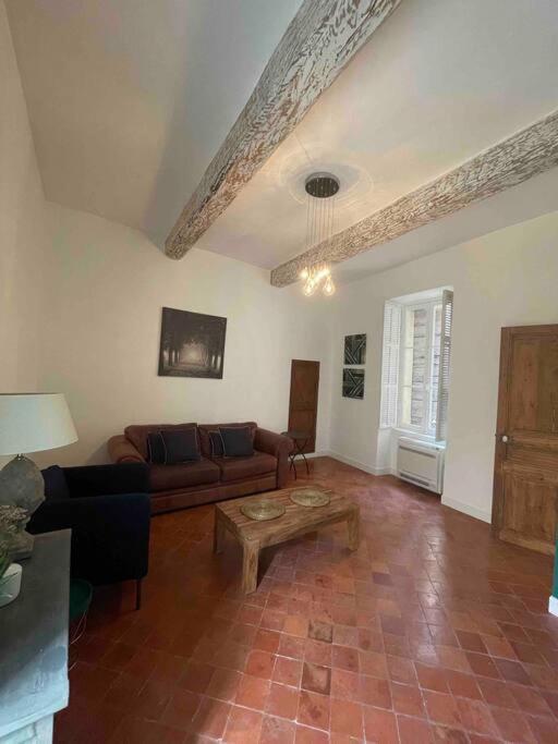 Maison De Village Pernes-les-Fontaines Bagian luar foto